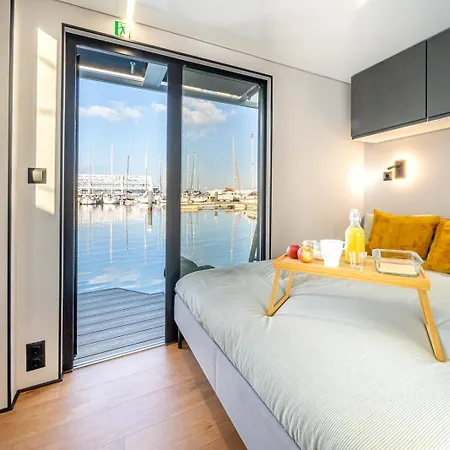 船屋 The Homeboat Company