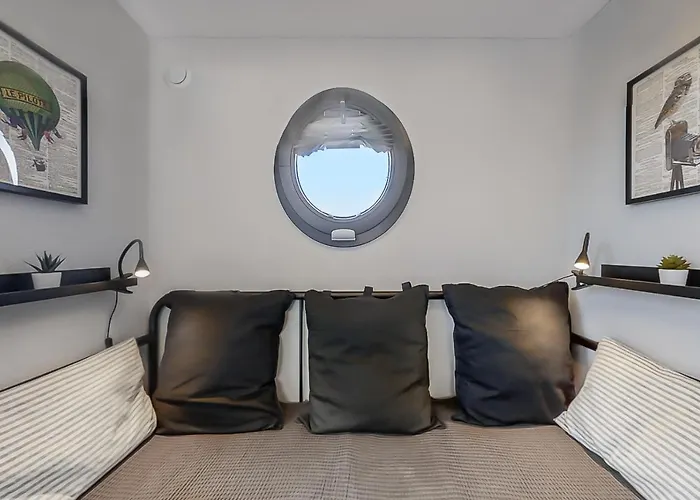 The Homeboat Company 3* Albufeira