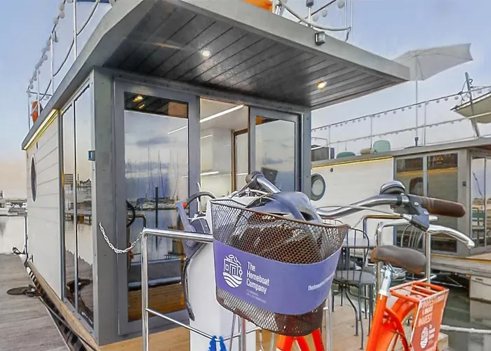 Hotel en barco The Homeboat Company