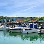 Botel The Homeboat Company Albufeira