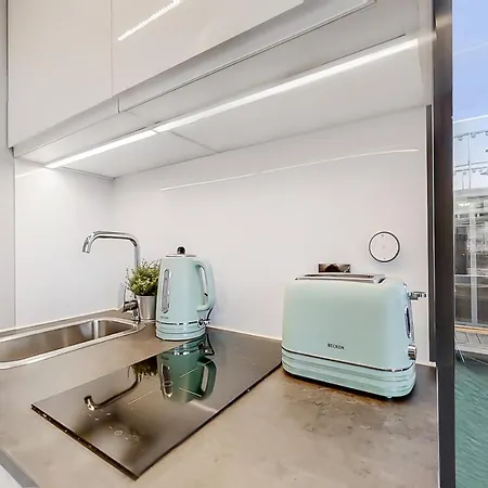 The Homeboat Company 알부페이라