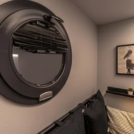 The Homeboat Company 보트호텔