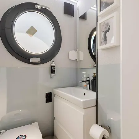 The Homeboat Company