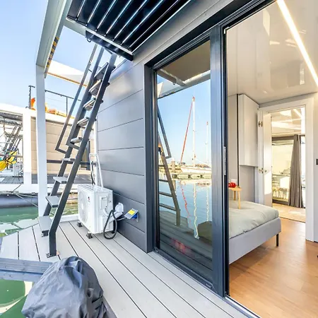 The Homeboat Company Botel Albufeira