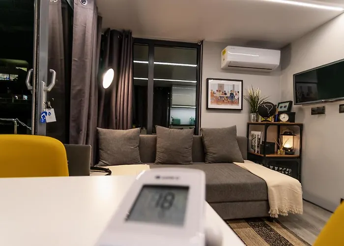 The Homeboat Company Bådhotel