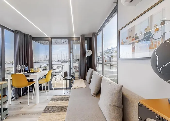 Bådhotel The Homeboat Company 3*