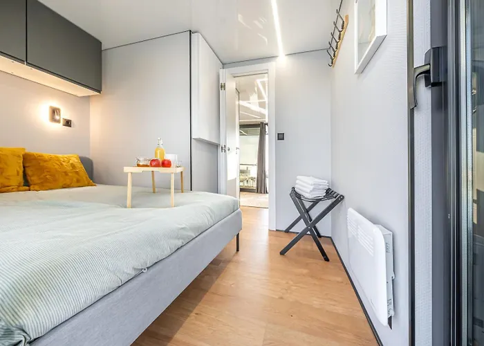 The Homeboat Company Bådhotel Albufeira