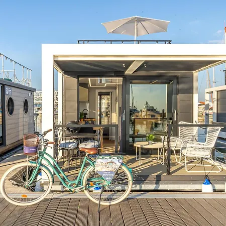 The Homeboat Company Hotel na wodzie
